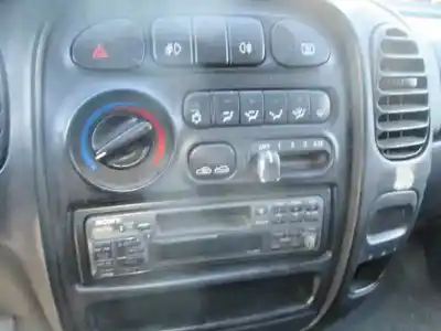 Здавання транспортного засобу hyundai h 1 h 1 furg.caja cerr.c. puerta року 1999 потужний 4bf-e