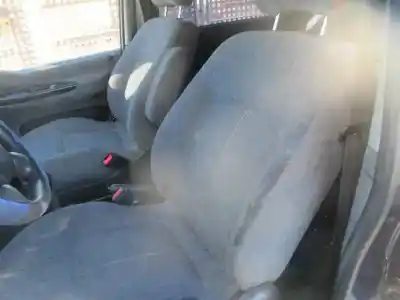 Здавання транспортного засобу hyundai h 1 h 1 furg.caja cerr.c. puerta року 1999 потужний 4bf-e