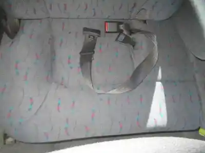 Здавання транспортного засобу hyundai h 1 h 1 furg.caja cerr.c. puerta року 1999 потужний 4bf-e