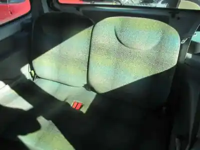 Véhicule à la ferraille otras marcas twingo i (co6) 1.2 alize de l'année 1998 alimenté d7f