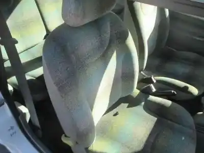 Véhicule à la ferraille otras marcas twingo i (co6) 1.2 alize de l'année 1998 alimenté d7f