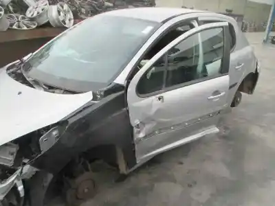 Scrapping Vehicle peugeot 207 confort of the year 2009 powered 8hz