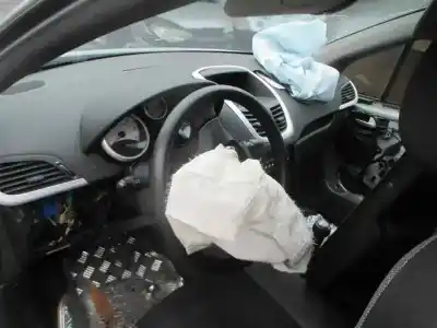Scrapping Vehicle peugeot 207 confort of the year 2009 powered 8hz