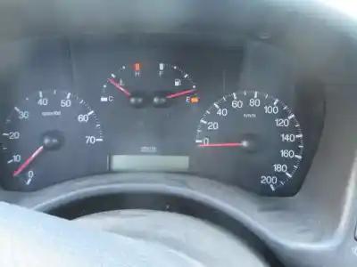 Здавання транспортного засобу fiat punto berlina (188) 1.2 16v elx року 2002 потужний 188a5000