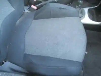 Здавання транспортного засобу fiat punto berlina (188) 1.2 16v elx року 2002 потужний 188a5000
