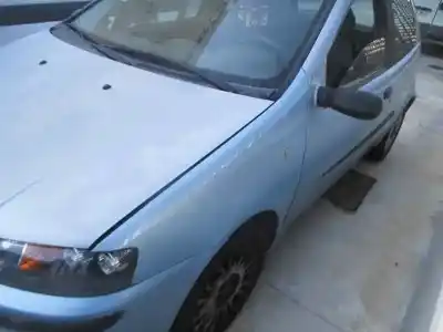 Здавання транспортного засобу fiat punto berlina (188) 1.2 16v elx року 2002 потужний 188a5000