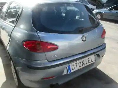 Vehicul casat alfa romeo 147 (190) 1.6 16v cat al anului 2003 alimentat ar37203