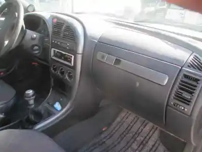 Verschrottungsfahrzeug citroen xsara coupe 1.6 vtr des jahres 1999 angetrieben nfz