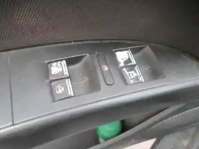 Здавання транспортного засобу seat leon (1p1) 2.0 tdi 16v року 2005 потужний bkd