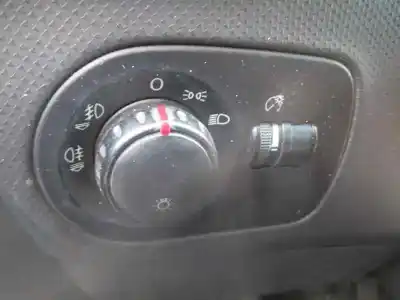 Здавання транспортного засобу seat leon (1p1) 2.0 tdi 16v року 2005 потужний bkd