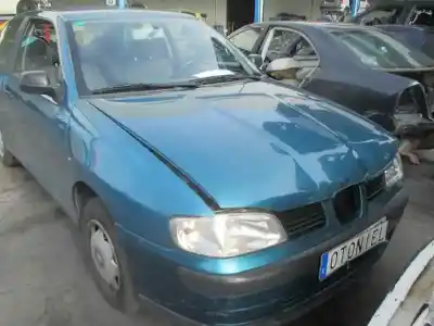 Vehículo de desguace SEAT IBIZA (6K1) Stella del año 1999 con motor AKK