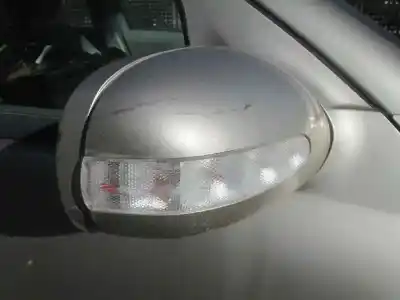 Здавання транспортного засобу mercedes-benz clase c (w203) berlina 220 cdi (203.006) року 2002 потужний 611962