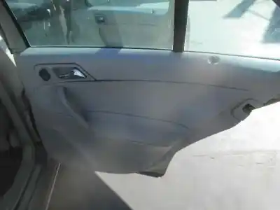 Здавання транспортного засобу mercedes-benz clase c (w203) berlina 220 cdi (203.006) року 2002 потужний 611962
