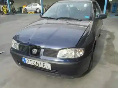 Vehículo de desguace SEAT IBIZA (6K1) Free Sky del año 2000 con motor AKK