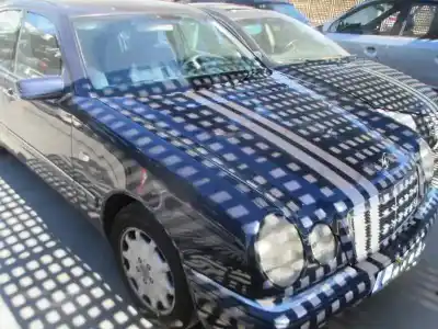 Sloopvoertuig mercedes-benz clase e (w210) berlina diesel 300 turbodiesel (210.025) van het jaar 1998 aangedreven 606962