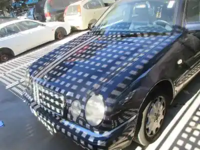 Sloopvoertuig mercedes-benz clase e (w210) berlina diesel 300 turbodiesel (210.025) van het jaar 1998 aangedreven 606962