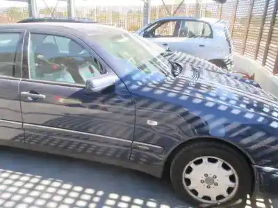 Sloopvoertuig mercedes-benz clase e (w210) berlina diesel 300 turbodiesel (210.025) van het jaar 1998 aangedreven 606962