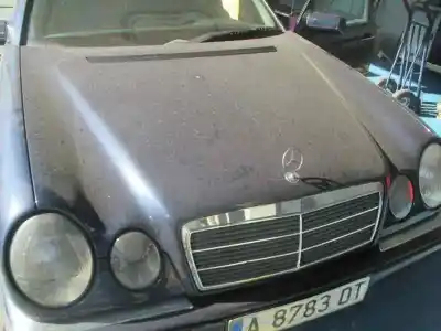 Sloopvoertuig mercedes-benz clase e (w210) berlina diesel 300 turbodiesel (210.025) van het jaar 1998 aangedreven 606962