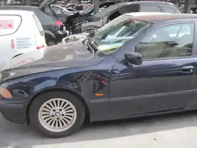 Sloopvoertuig bmw serie 5 touring (e39) 528i van het jaar 1998 aangedreven 286s1