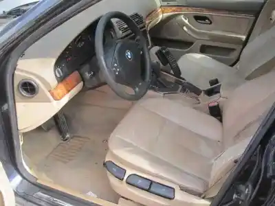 Sloopvoertuig bmw serie 5 touring (e39) 528i van het jaar 1998 aangedreven 286s1