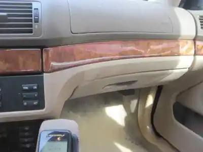 Sloopvoertuig bmw serie 5 touring (e39) 528i van het jaar 1998 aangedreven 286s1