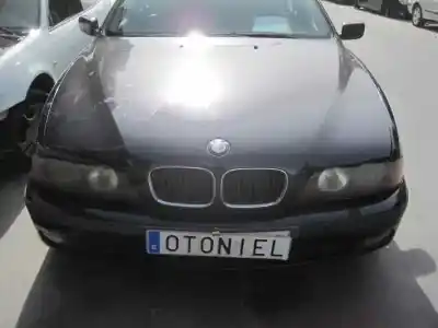 Sloopvoertuig bmw serie 5 touring (e39) 528i van het jaar 1998 aangedreven 286s1