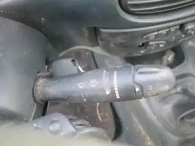 Veículo de Sucata renault megane i berlina hatchback (ba0) 1.9 dti diesel cat 98 cv / 72 kw do ano 1998 alimentado f9q