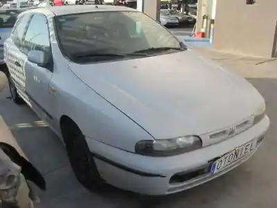 Véhicule à la ferraille fiat bravo (182) td 75 sx de l'année 1998 alimenté 182a8.000