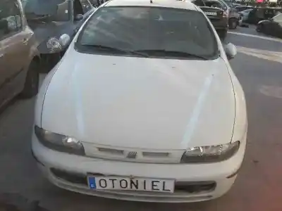 Véhicule à la ferraille fiat bravo (182) td 75 sx de l'année 1998 alimenté 182a8.000