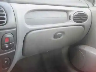 Утилизация автомобиля renault                                            megane i coupe fase 2 (da..)                                                                                                                                                                                                                               1.4 16 v dynamique года 2001 питание k4j c7