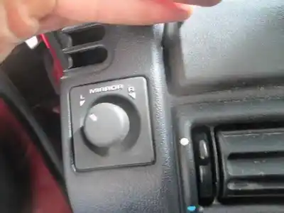 Veicolo di demolizione land rover                                         freelander                                                                                                                                                                                                                                                 baikal familiar                                                                                                                                                                                                                                            dell'anno 2005 alimentato 204d3