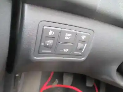 Здавання транспортного засобу hyundai i30 classic року 2008 потужний d4fb