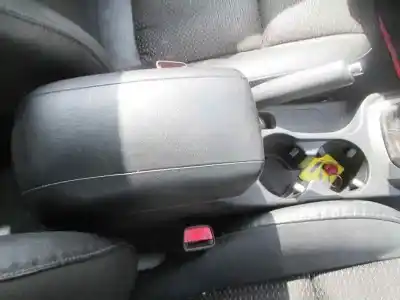 Здавання транспортного засобу hyundai i30 classic року 2008 потужний d4fb