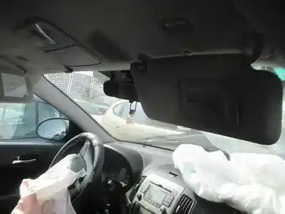 Здавання транспортного засобу hyundai i30 classic року 2008 потужний d4fb