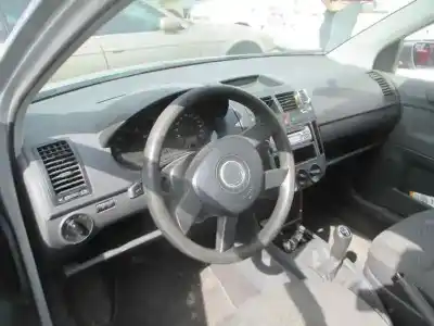 Hurda Aracı volkswagen polo (9n1) highline yılın 2004 güçlü bby