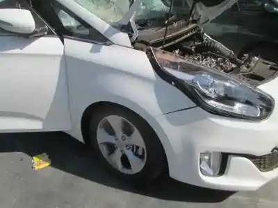 Scrapping Vehicle kia carens ( ) concept of the year 2016 powered d4fd