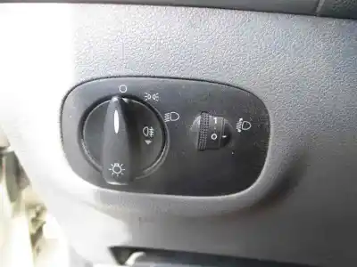 Veículo de Sucata ford tourneo connect (tc7) 1.8 tdci cat do ano 2006 alimentado bhpa