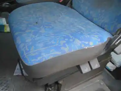 Здавання транспортного засобу iveco daily caja cerrada (1999 =>) 29 - l 9 caja cerrada року 2002 потужний 814043b