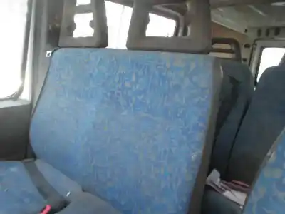 Здавання транспортного засобу iveco daily caja cerrada (1999 =>) 29 - l 9 caja cerrada року 2002 потужний 814043b