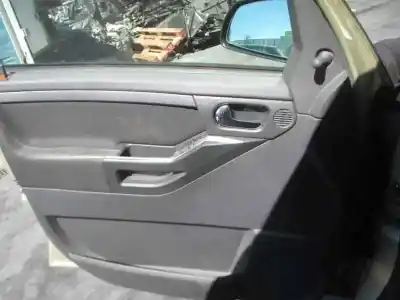 Sloopvoertuig opel meriva cosmo van het jaar 2007 aangedreven z17dtr