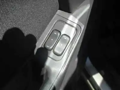 Sloopvoertuig opel meriva cosmo van het jaar 2007 aangedreven z17dtr