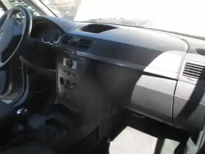 Sloopvoertuig opel meriva cosmo van het jaar 2007 aangedreven z17dtr