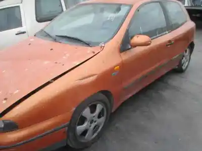 Veículo de Sucata fiat bravo i (182_) 1.6 16v (182.ab) do ano 1999 alimentado 182a4.000