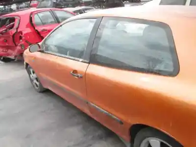 Veículo de Sucata fiat bravo i (182_) 1.6 16v (182.ab) do ano 1999 alimentado 182a4.000