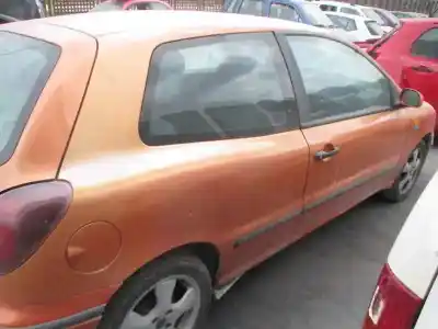 Veículo de Sucata fiat bravo i (182_) 1.6 16v (182.ab) do ano 1999 alimentado 182a4.000