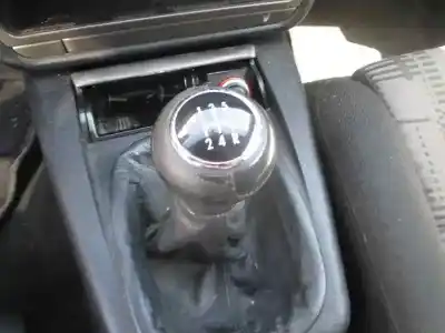 Hurda Aracı volkswagen passat berlina (3b2) comfortline yılın 1999 güçlü ajm