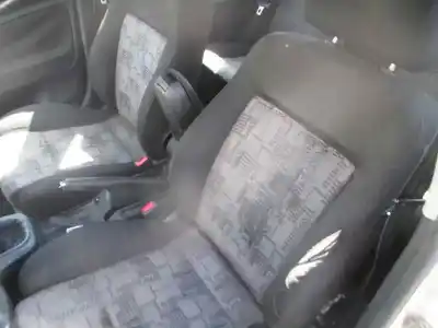 Hurda Aracı volkswagen passat berlina (3b2) comfortline yılın 1999 güçlü ajm