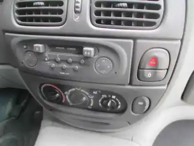 Здавання транспортного засобу renault scenic (ja..) 1.6 16v expression року 2000 потужний k4m a7
