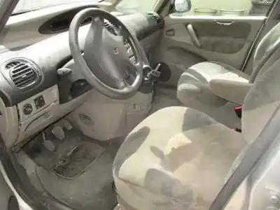 Scrapping Vehicle citroen xsara picasso 2.0 hdi cat (rhy / dw10td) of the year 2001 powered rhy