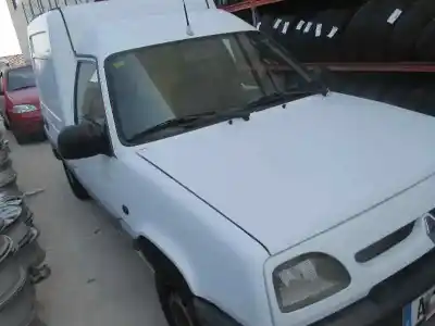 Здавання транспортного засобу renault rapid/express (f40) 1.9 diesel року 1997 потужний f8q